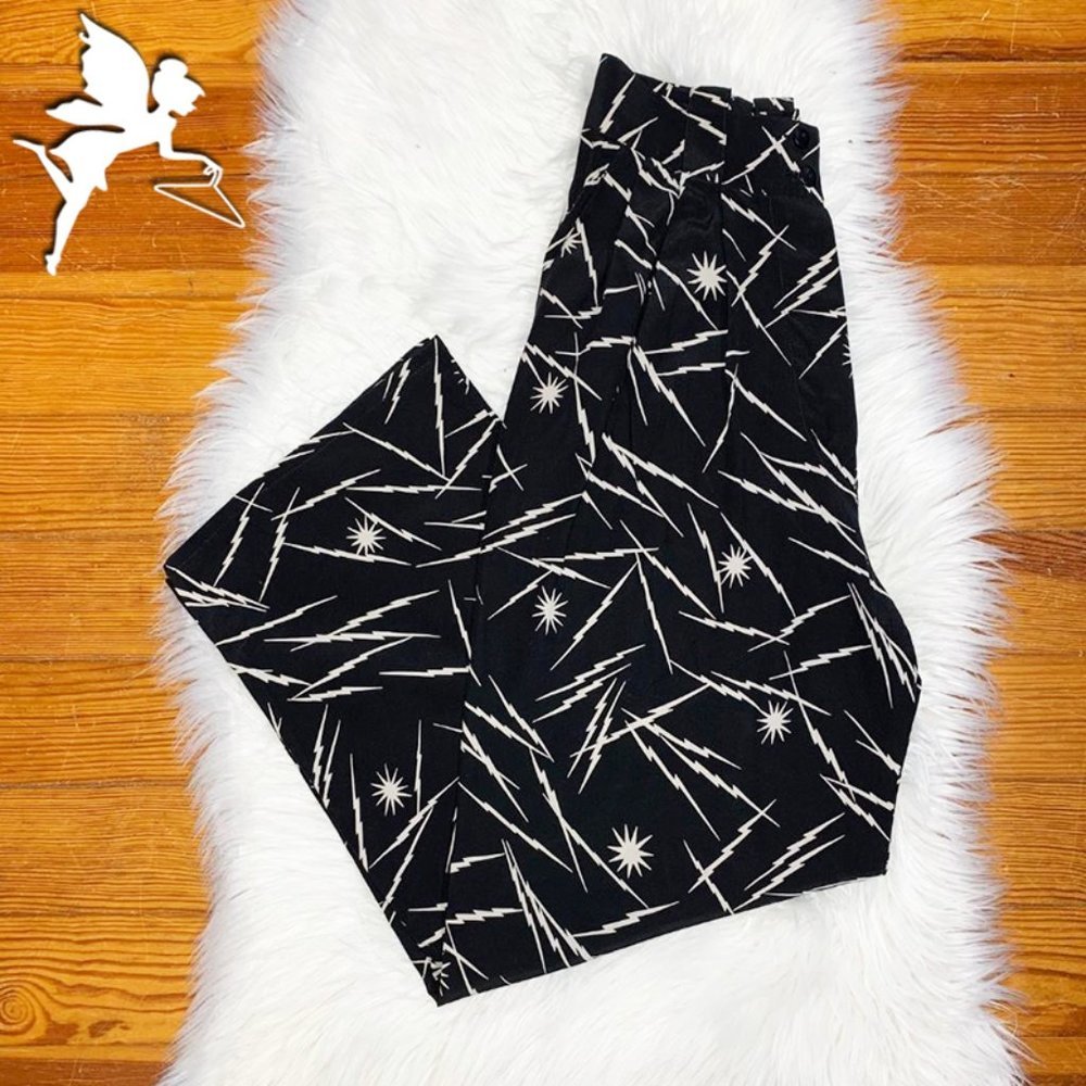 VINTAGE KRIZIA 1980s Graphic Print Silk Rocker Cropped Pants